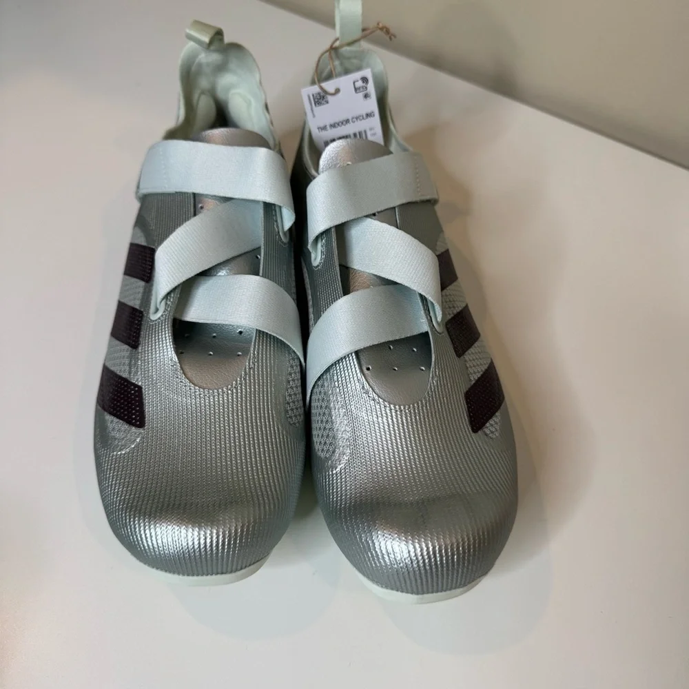 Adidas The Indoor Linen Green Met. Aurora Met. Linen Green size w 11 m 10
